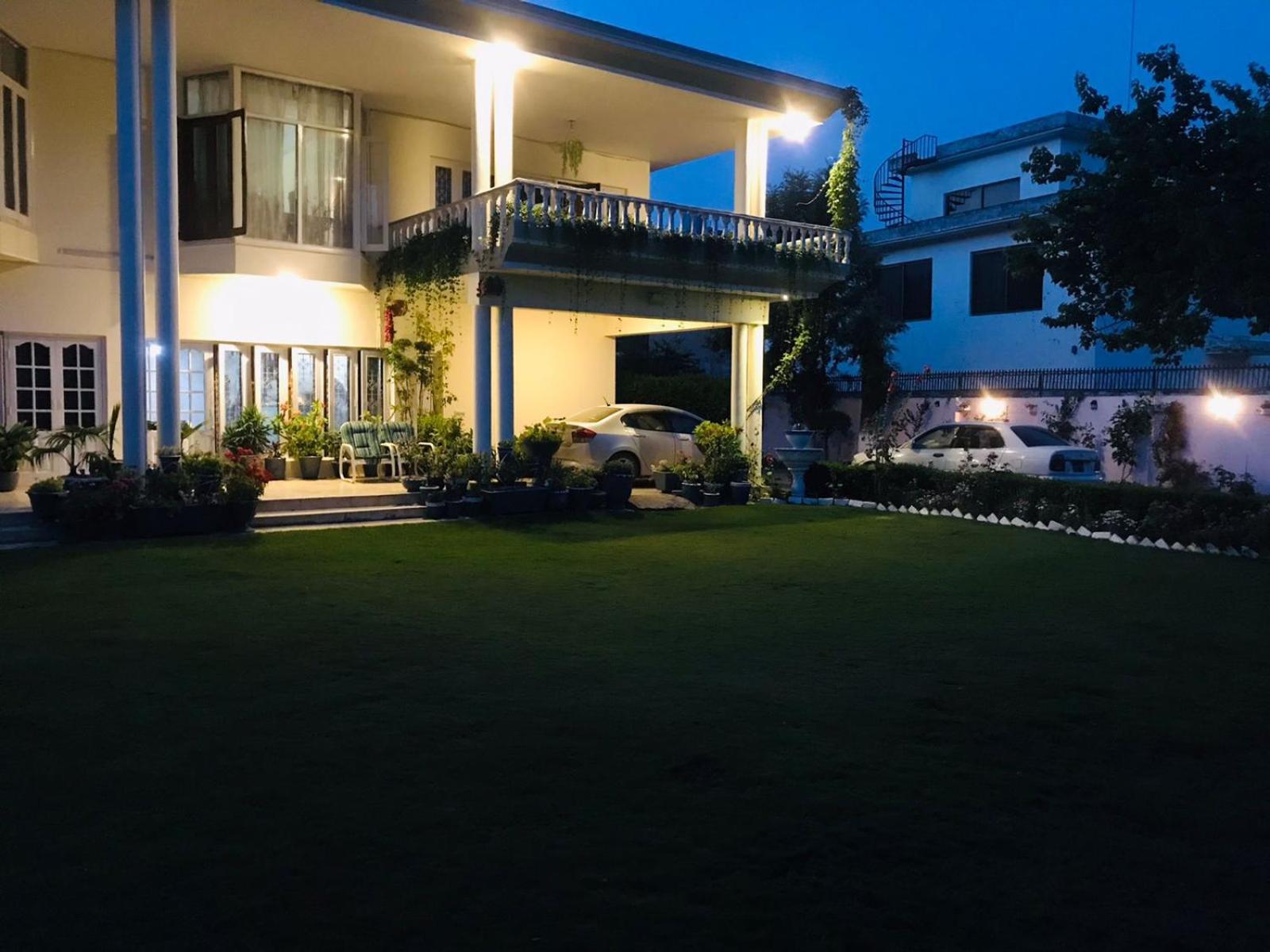 Alaf Laila Guest House アボッターバード エクステリア 写真