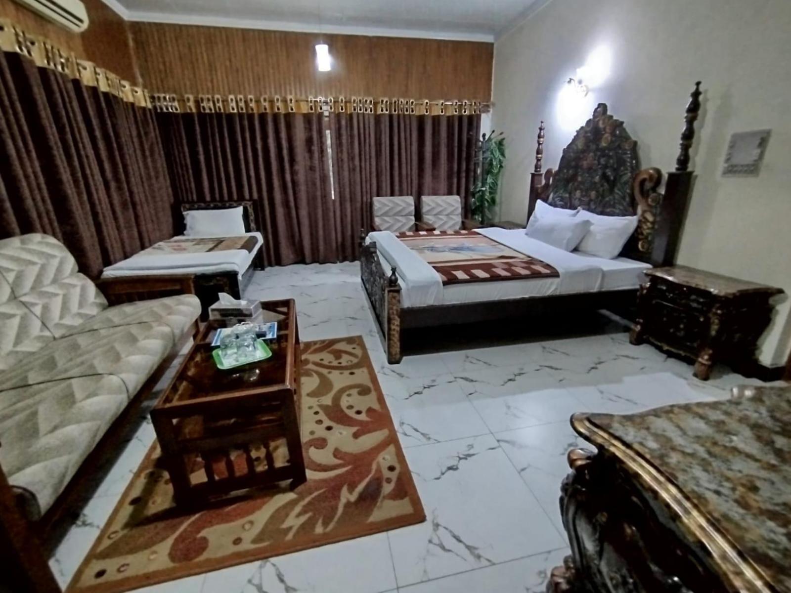Alaf Laila Guest House アボッターバード エクステリア 写真